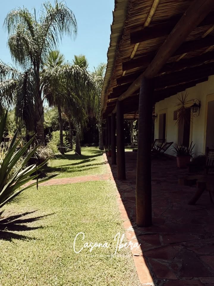 Exterior de la Hostería Casona Iberá