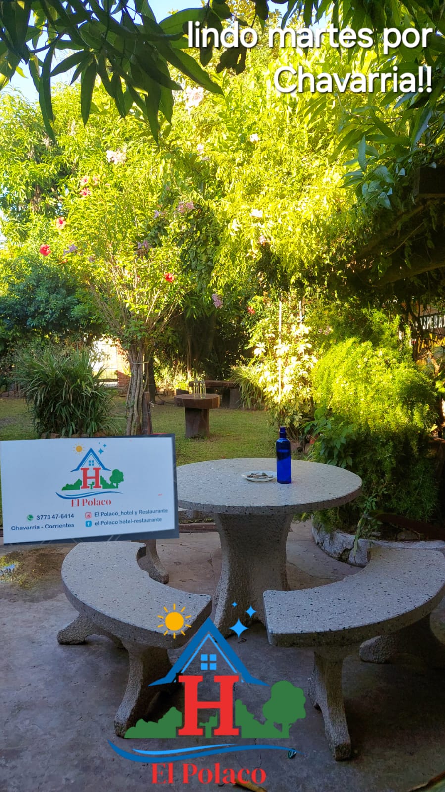 Rincón del jardín para tomar algo fresco en Chavarría