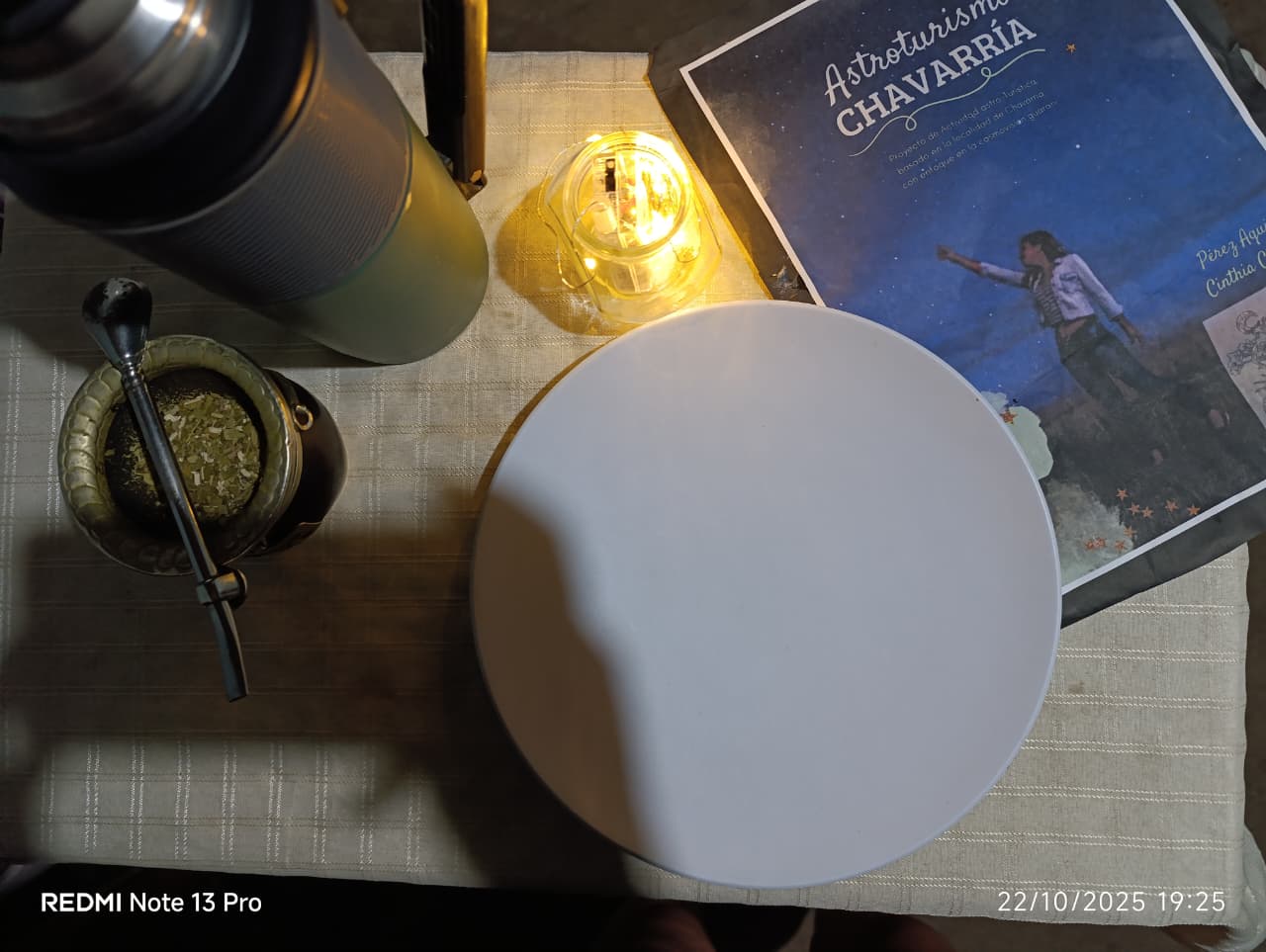 Mate, a small lantern and the Chavarría stargazing project notebook
