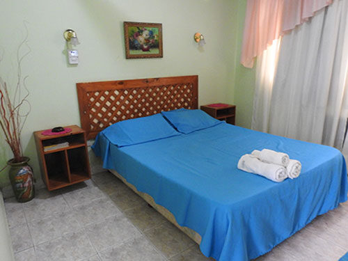 Habitación de la Hostería Champagne  -  confort tradicional en Ituzaingó