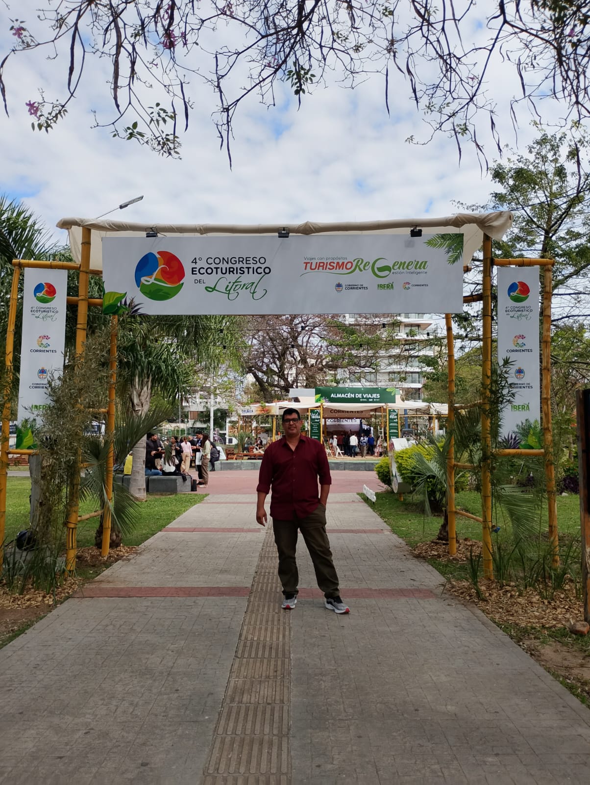 At the entrance to the Litoral Ecotourism Congress, in Corrientes