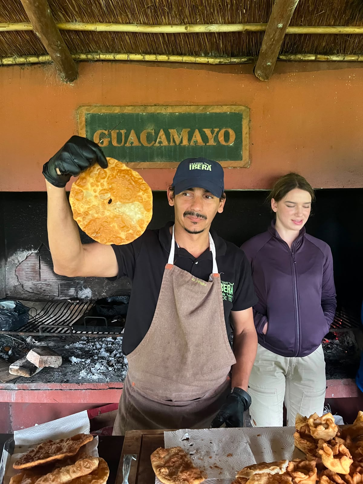 Torta frita recién sacada del fogón
