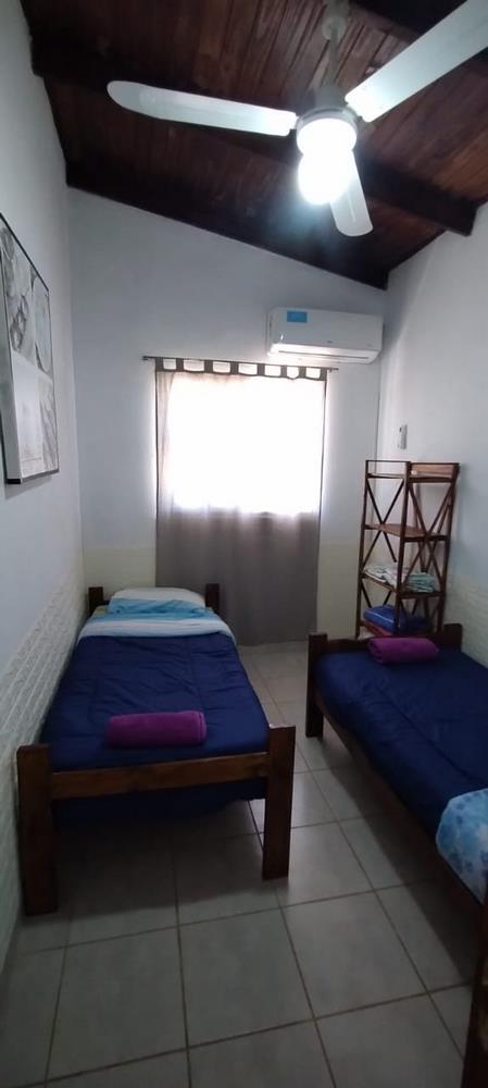 Habitación con dos camas individuales