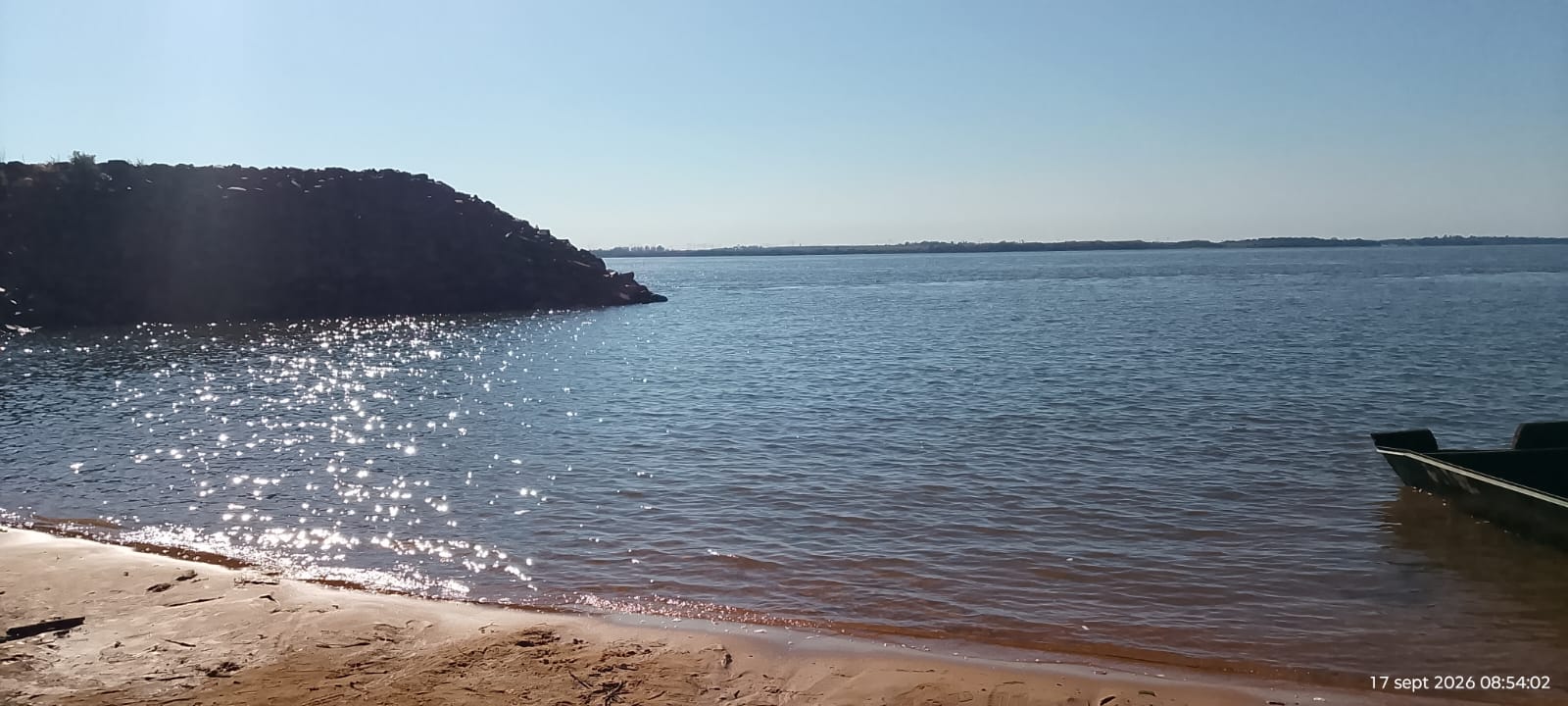 The beach and the island shore