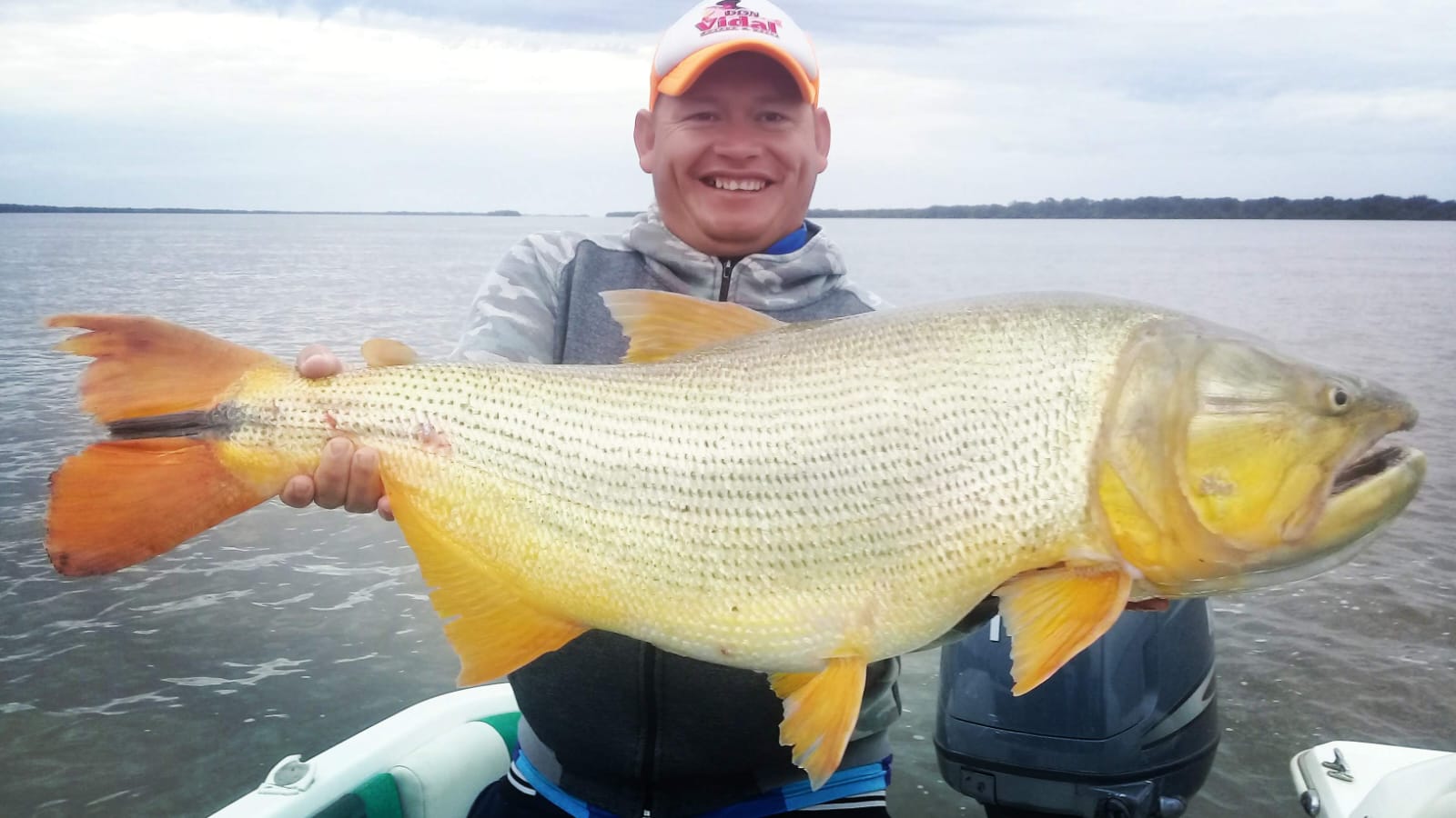 Reinaldo Fabián Areco  -  Guía de Pesca